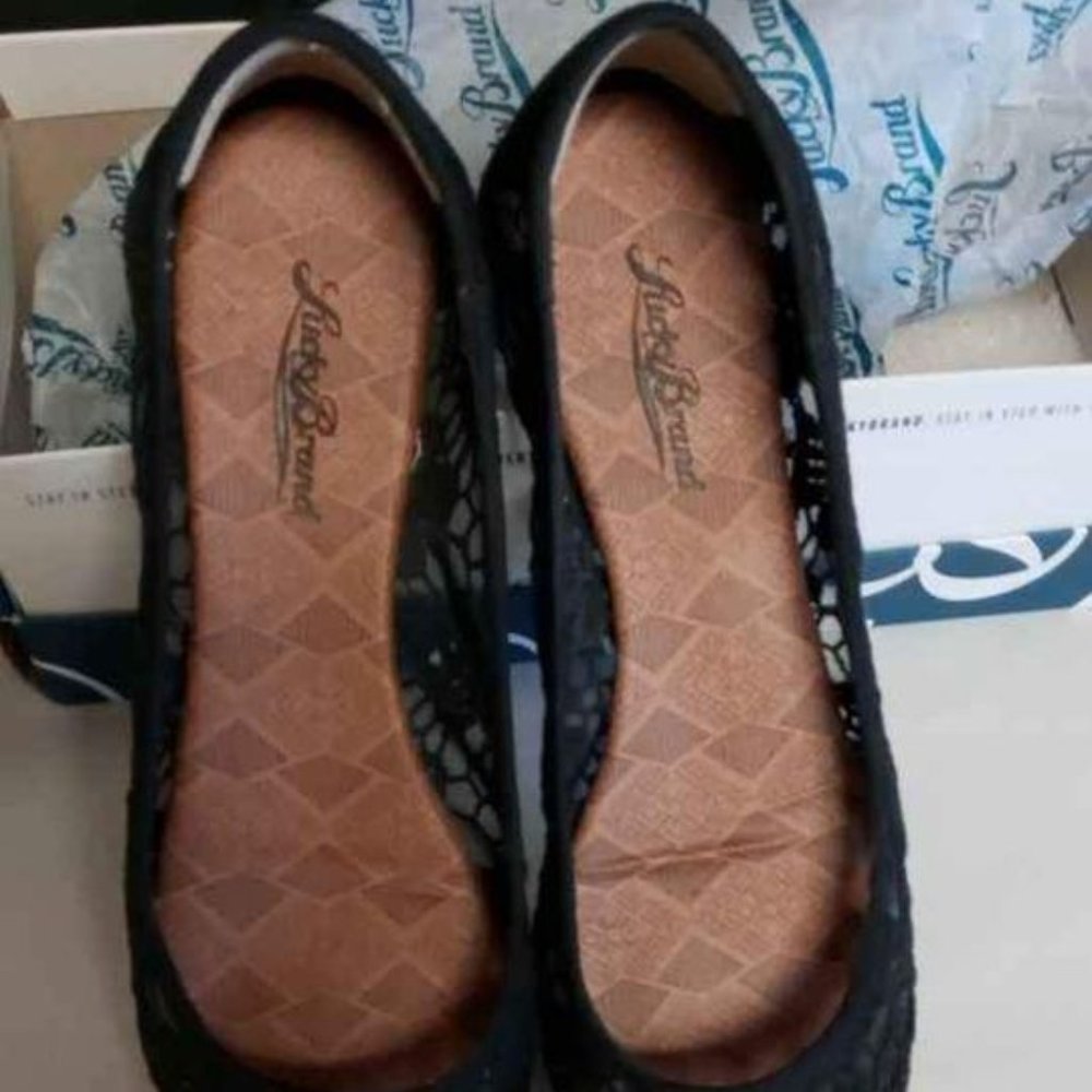 LUCKY BRAND LADIES SHOES "LK-ELISABETA" 7.5M BLACK CROCHET LIGHTLY USED WITH BOX